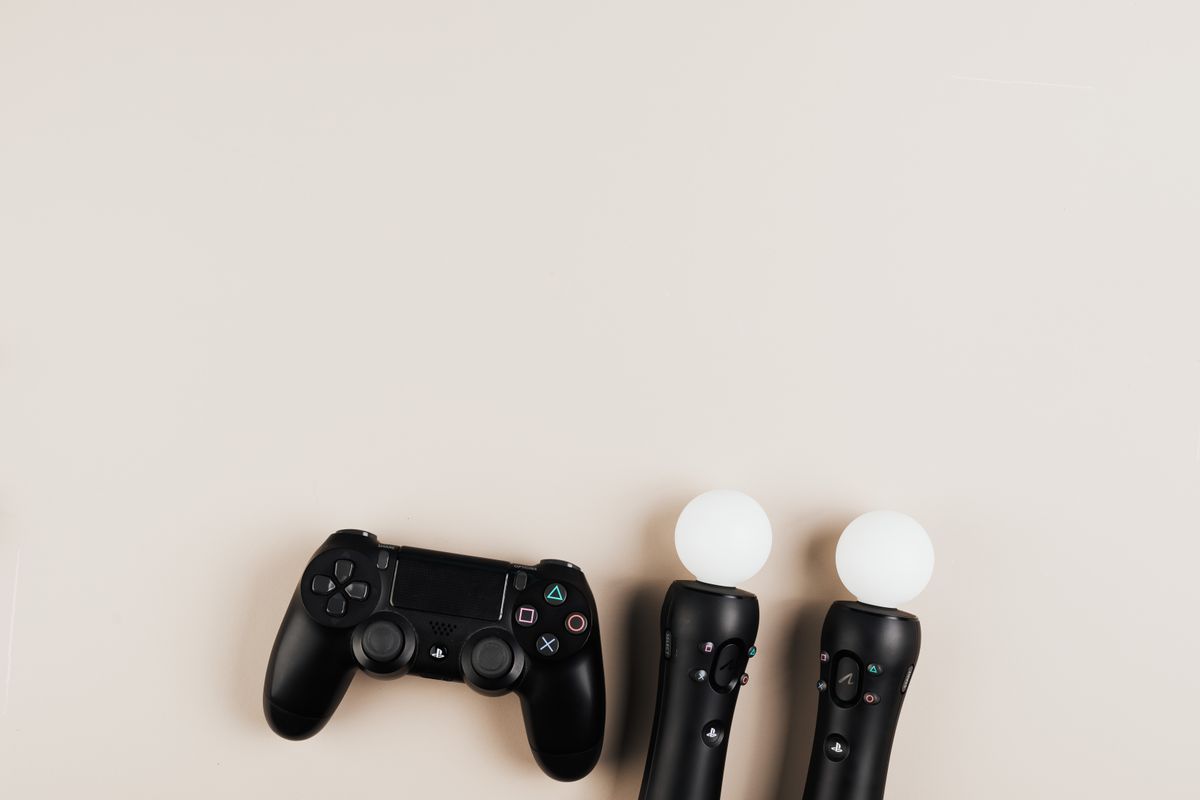 Best Controllers for Steam Deck, Switch, and ROG Ally (2026)